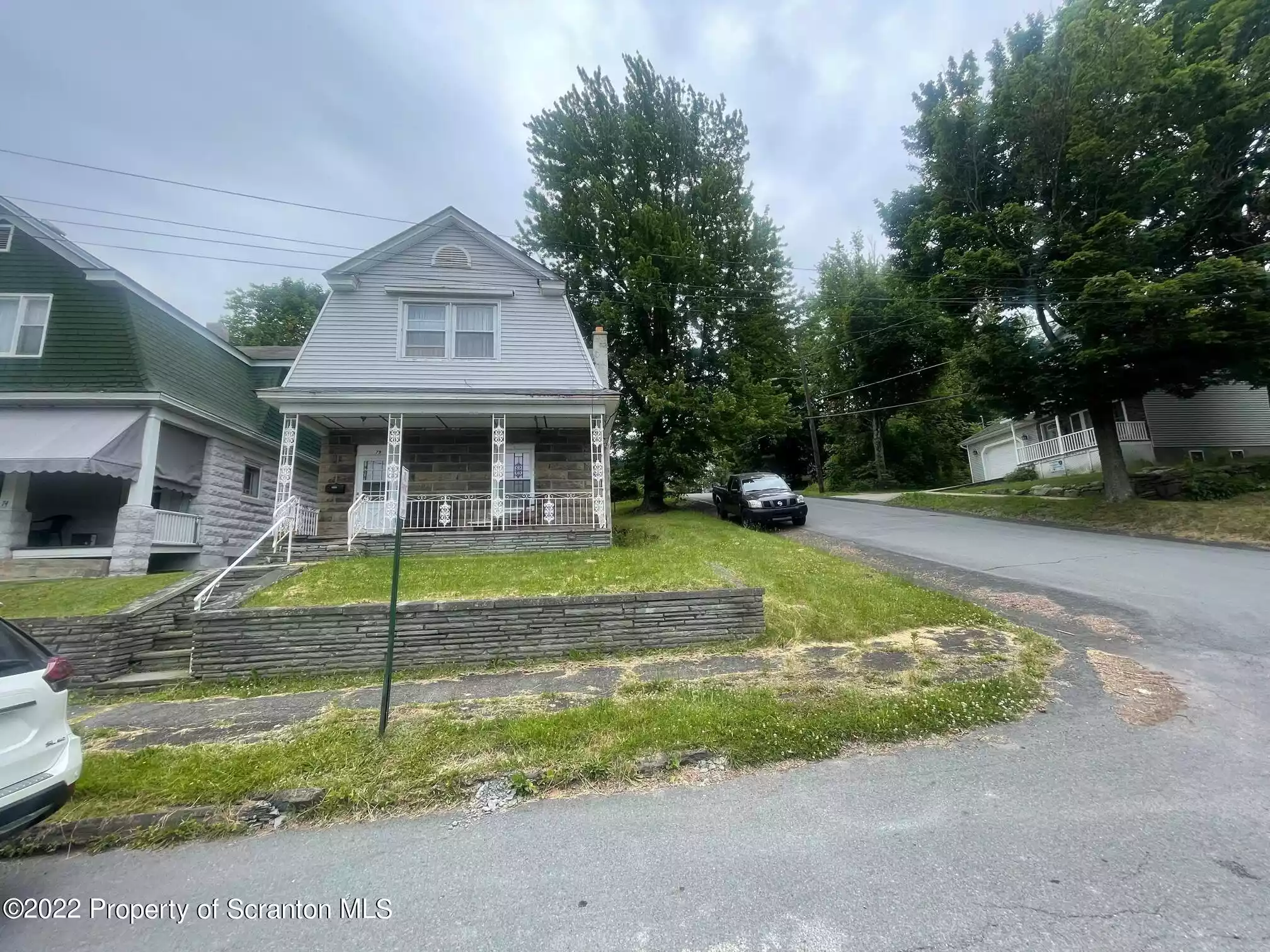 79 Grove Street, Carbondale, Pennsylvania 18407, 6 Rooms Rooms,1 BathroomBathrooms,Residential,For Sale,Grove,GSB233824