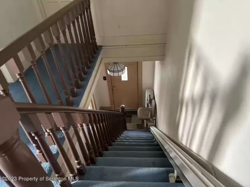 Frt staircase