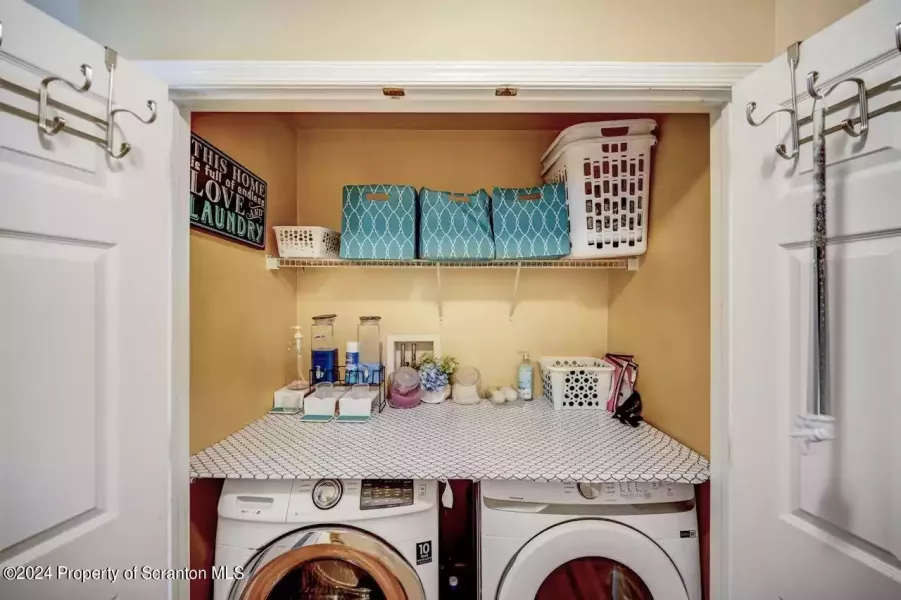 2076 Minqua Trail 44 Large