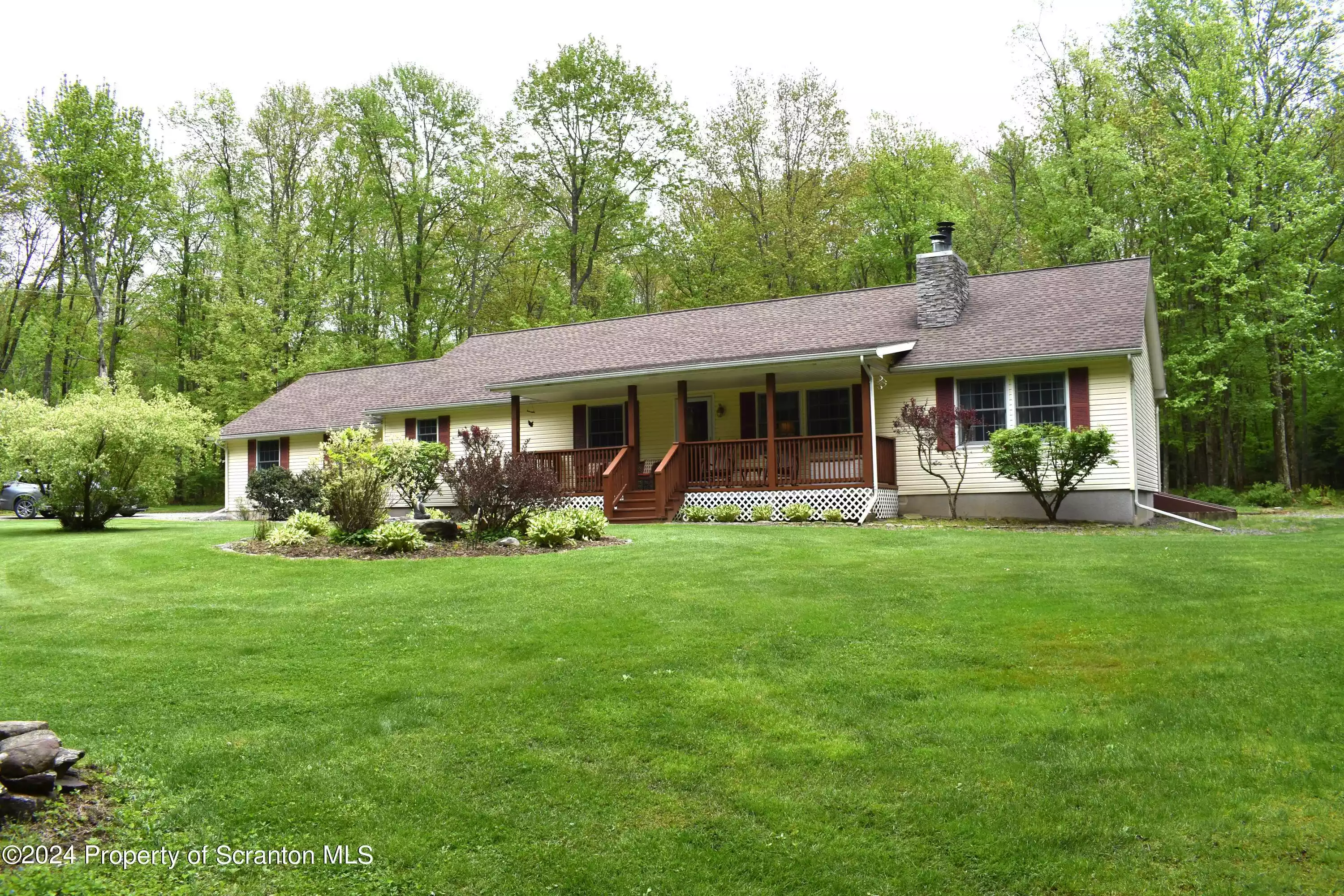 306 Towner Hill Road, New Milford, Pennsylvania 18834, 7 Rooms Rooms,2 BathroomsBathrooms,Residential,For Sale,Towner Hill,GSBSC2588