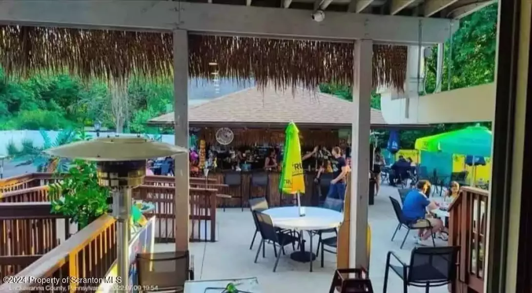 Tiki Bar